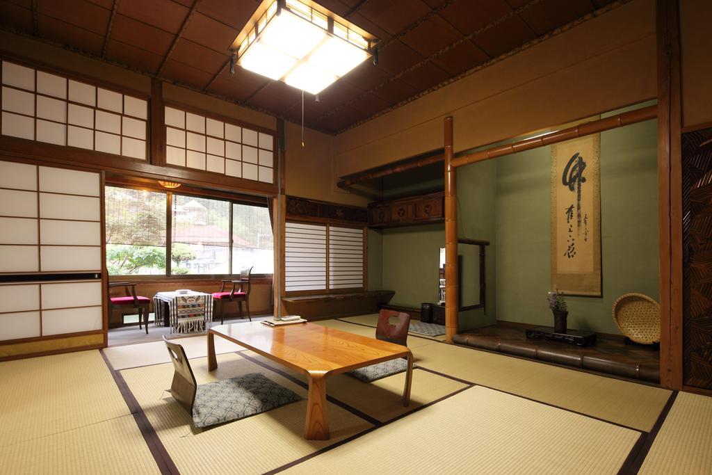 Shimizu Ryokan Yufu Exterior photo